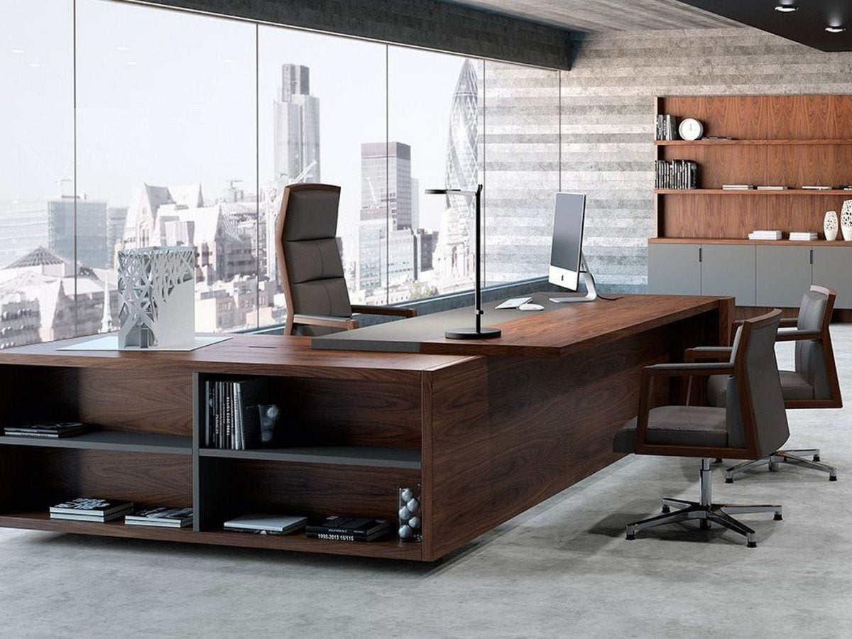 Executive chair with table